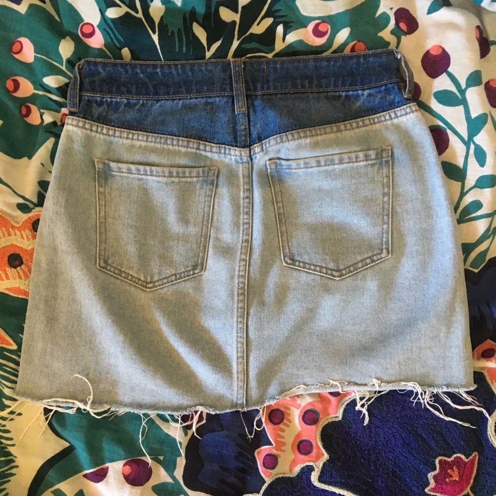 PacSun cutoff denim jean two toned mini skirt - Picture 2 of 4